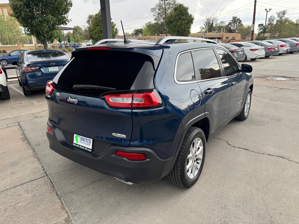 2018 Jeep Cherokee Image 5