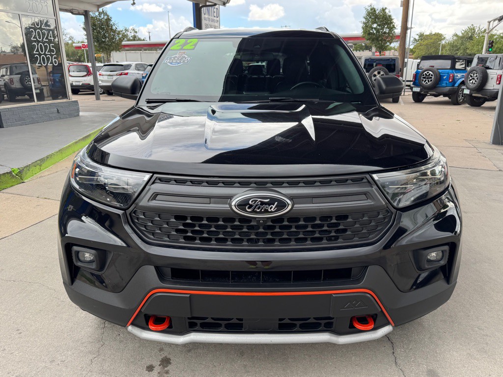 2022 Ford Explorer Image 2