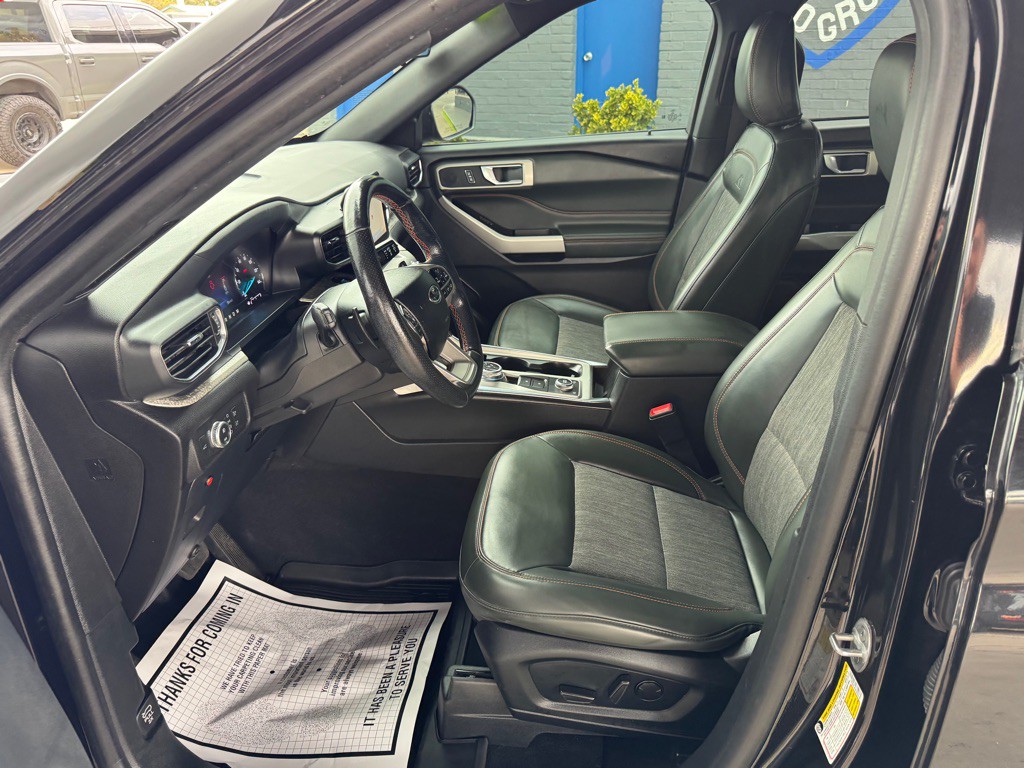 2022 Ford Explorer Image 12