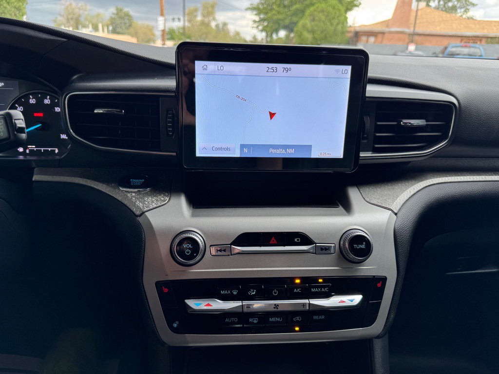 2022 Ford Explorer Image 16