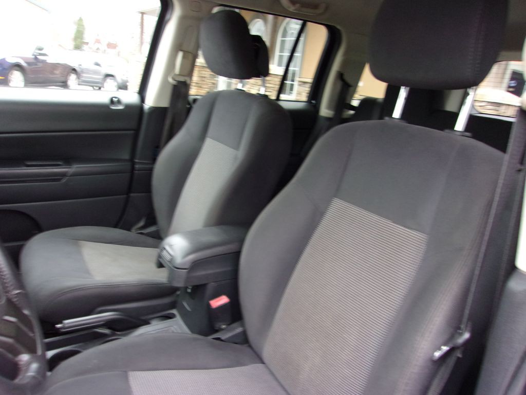 2016 Jeep Patriot Image 13