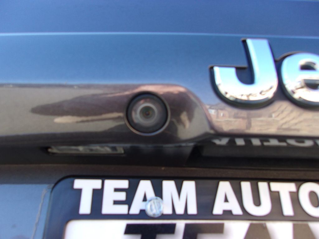 2017 Jeep Compass Image 19