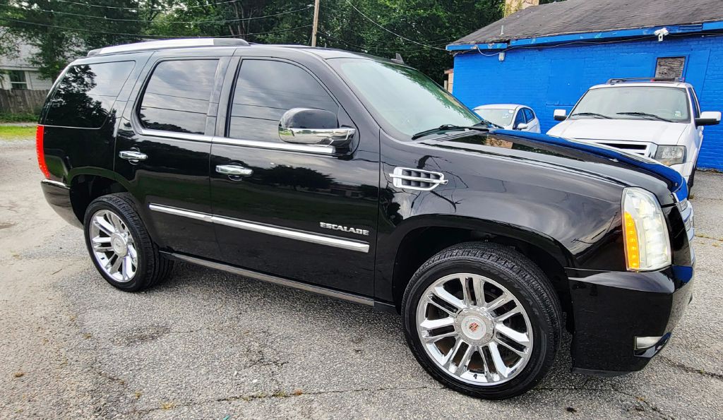2013 Cadillac Escalade Image 5