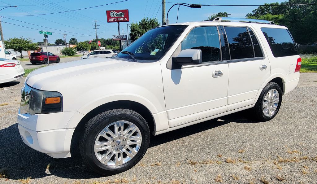2011 Ford Expedition Image 1