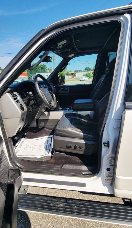 2011 Ford Expedition Image 9