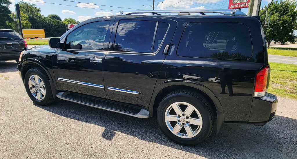 2011 Nissan Armada Image 2