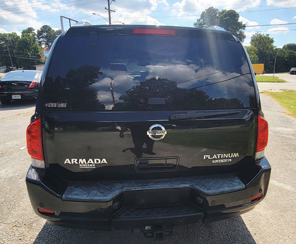 2011 Nissan Armada Image 3