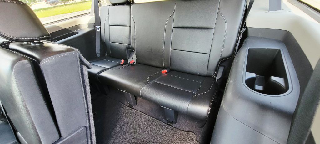 2011 Nissan Armada Image 9
