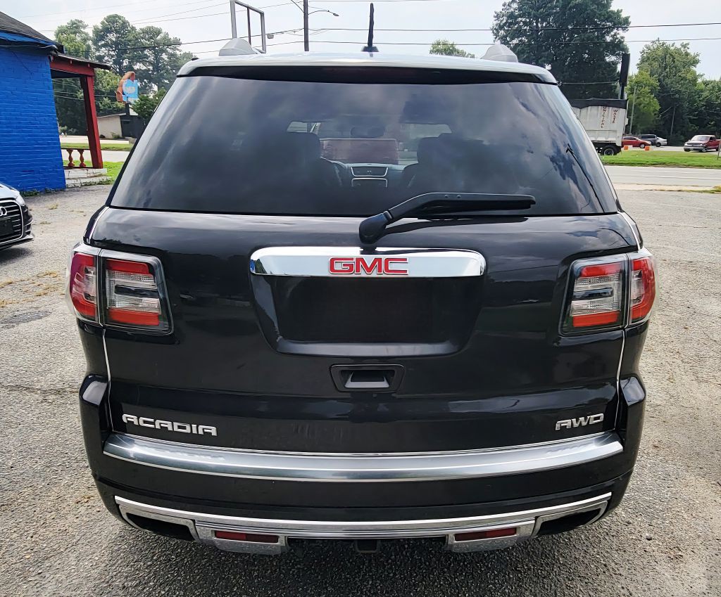 2016 GMC Acadia Image 3