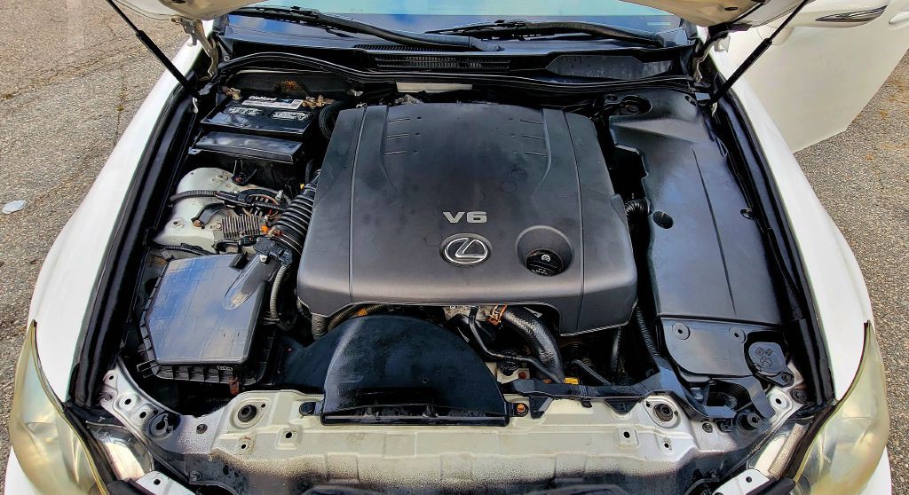 2010 Lexus IS Image 10