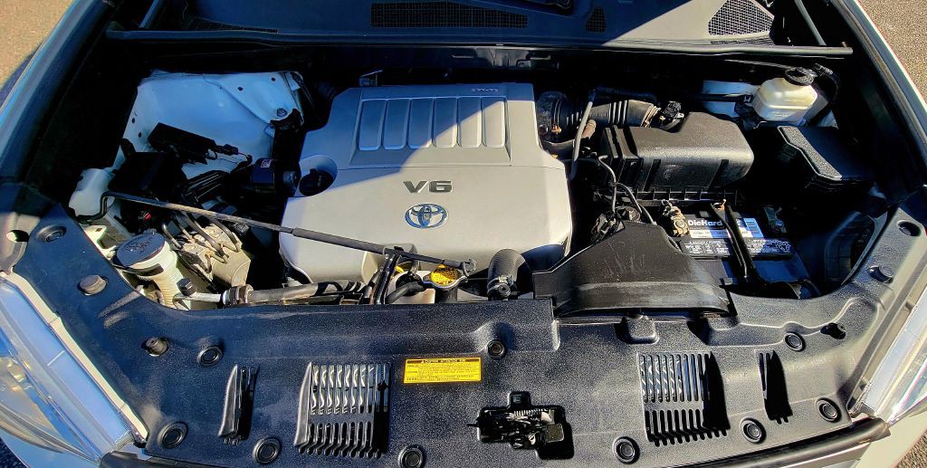 2013 Toyota Highlander Image 11