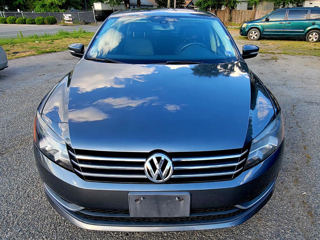 2013 Volkswagen Passat Image 6