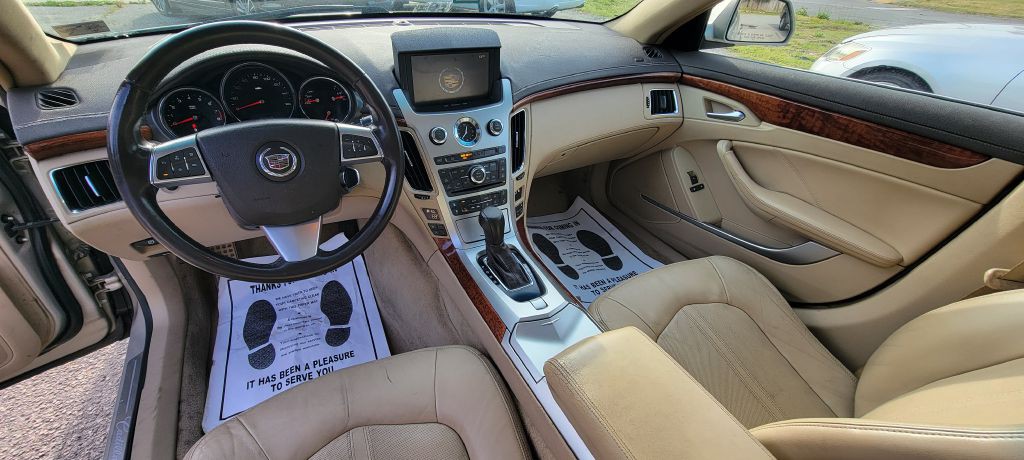 2008 Cadillac CTS Image 10