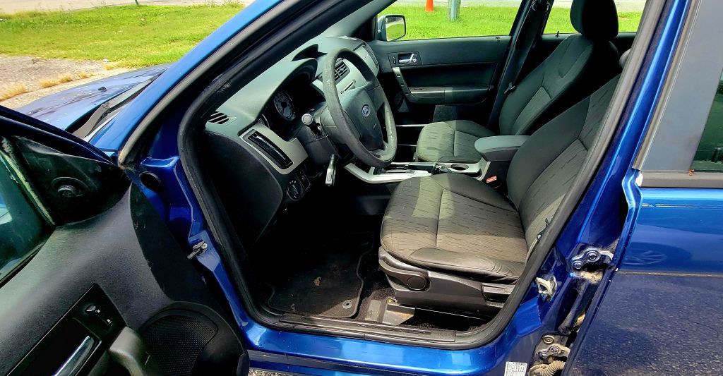 2008 Ford Focus Image 7