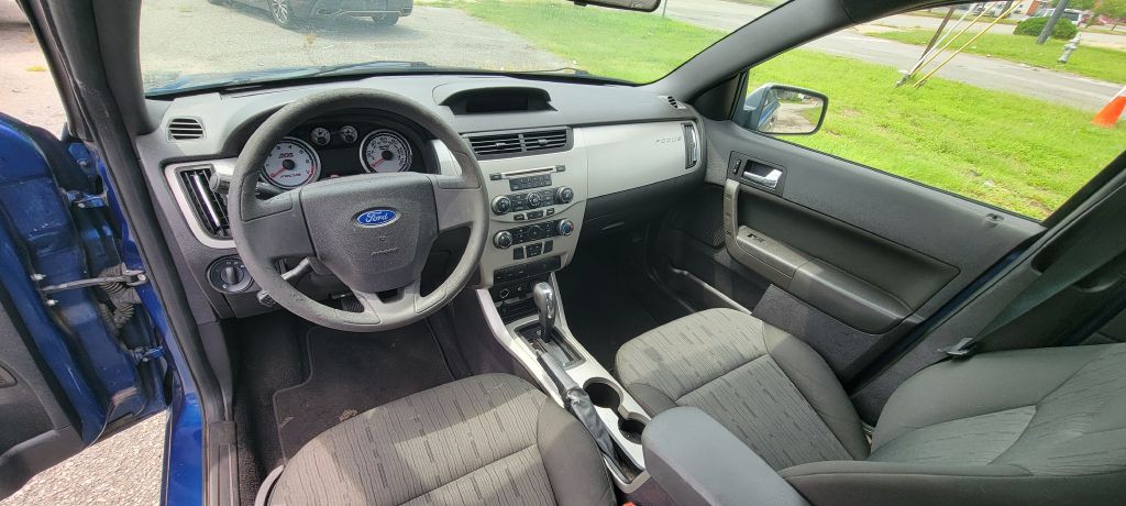 2008 Ford Focus Image 9