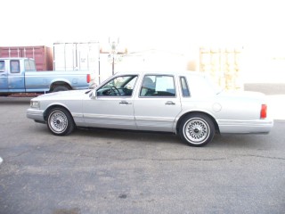 Image for 1995 Lincoln Town Car Executive ID: 6762881
