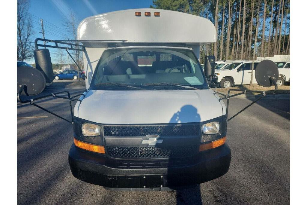 2007 Chevrolet Express Image 7