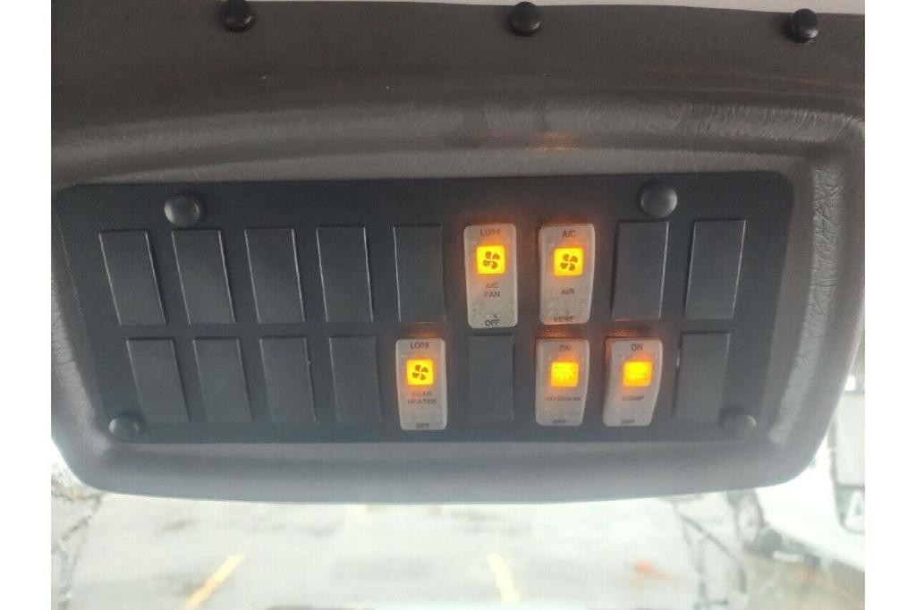 2007 Chevrolet Express Image 18