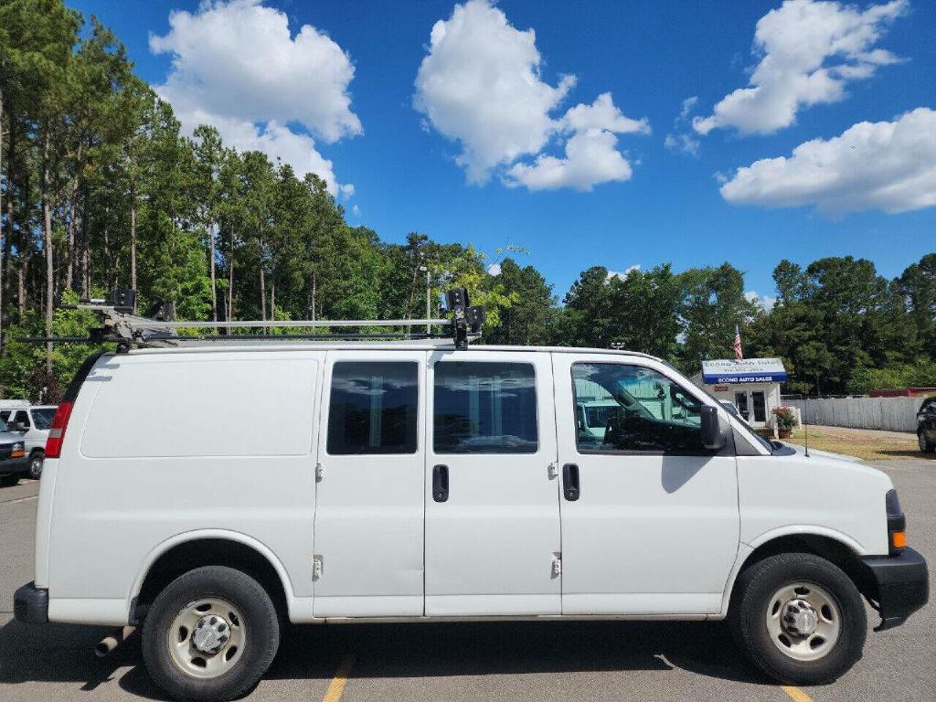 2018 Chevrolet Express Image 4