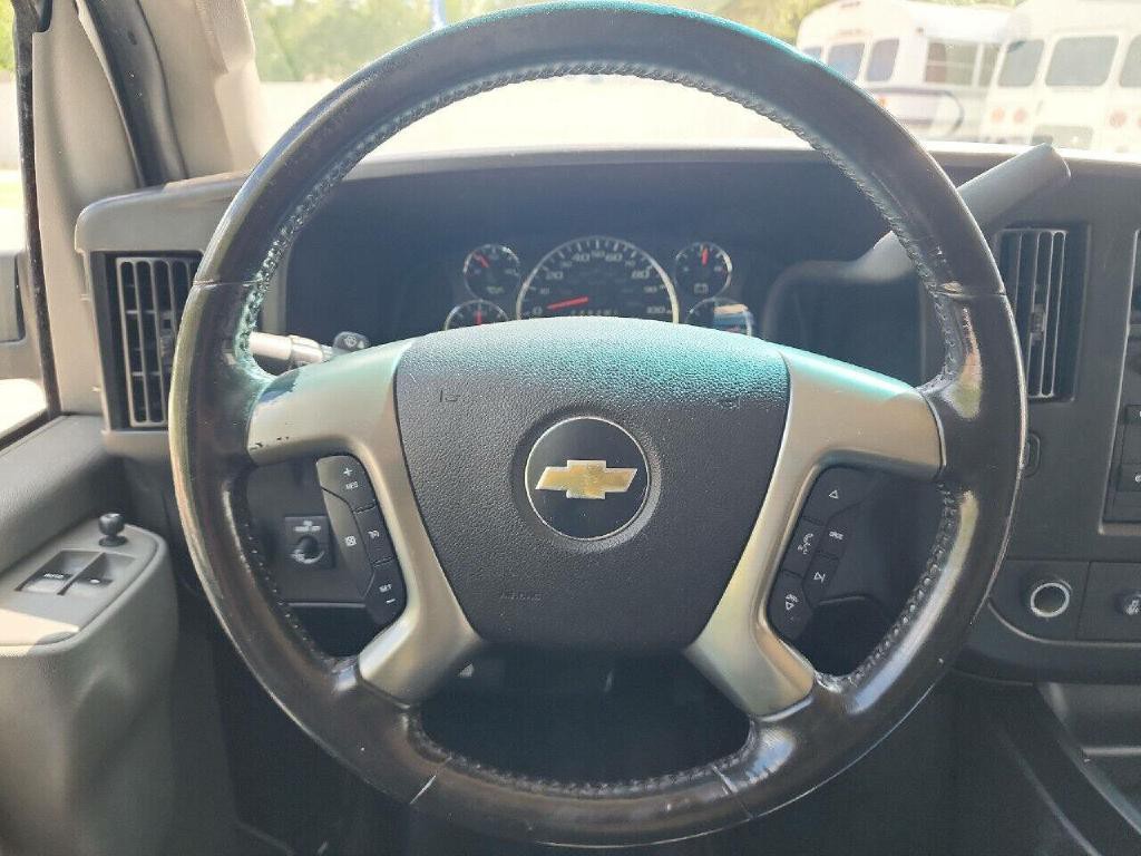 2018 Chevrolet Express Image 11