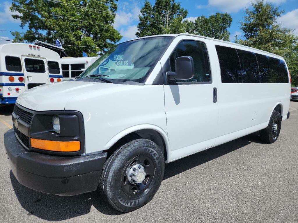 2012 Chevrolet Express Image 1
