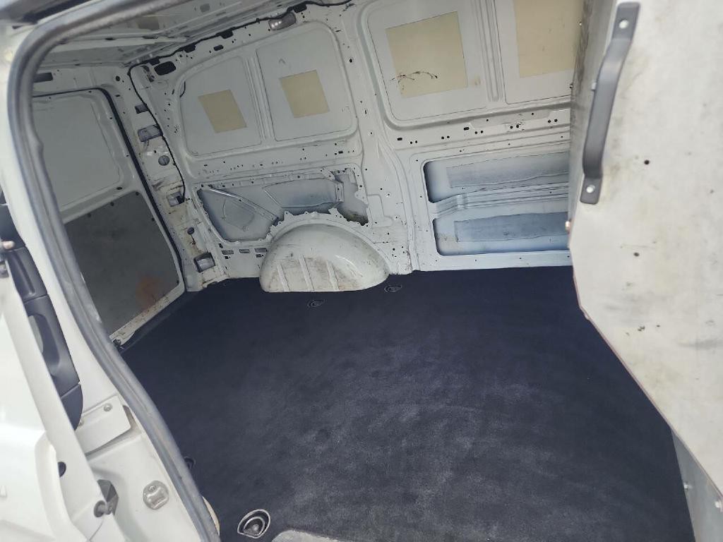 2016 Mercedes-Benz Metris Image 9