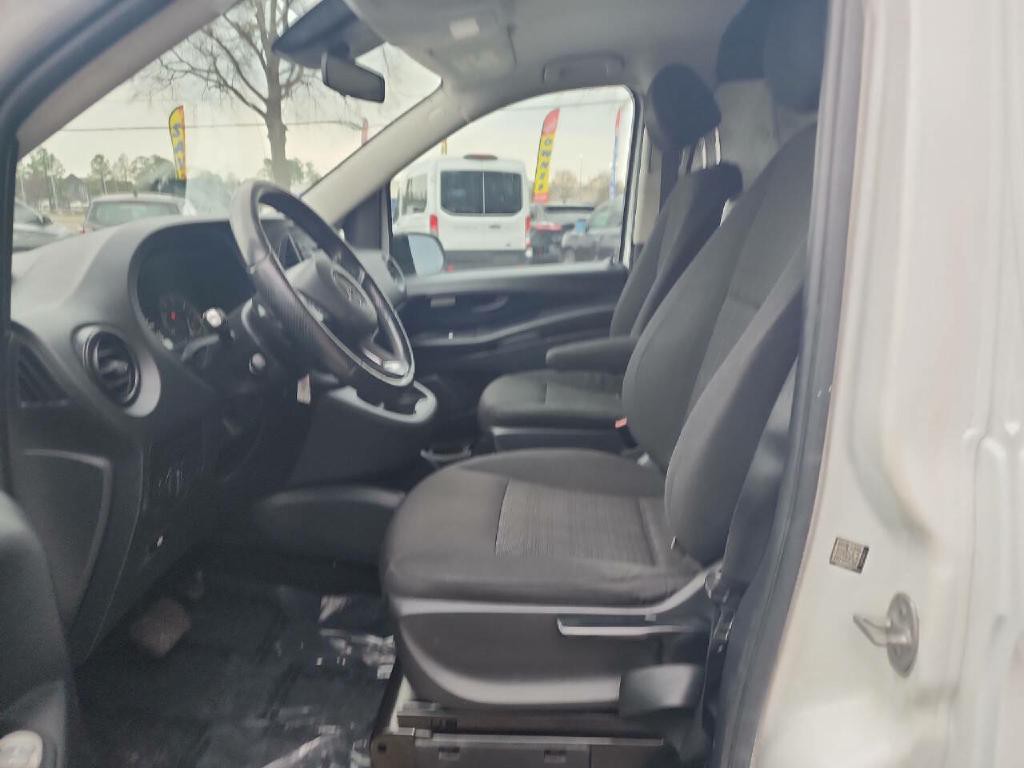 2016 Mercedes-Benz Metris Image 13