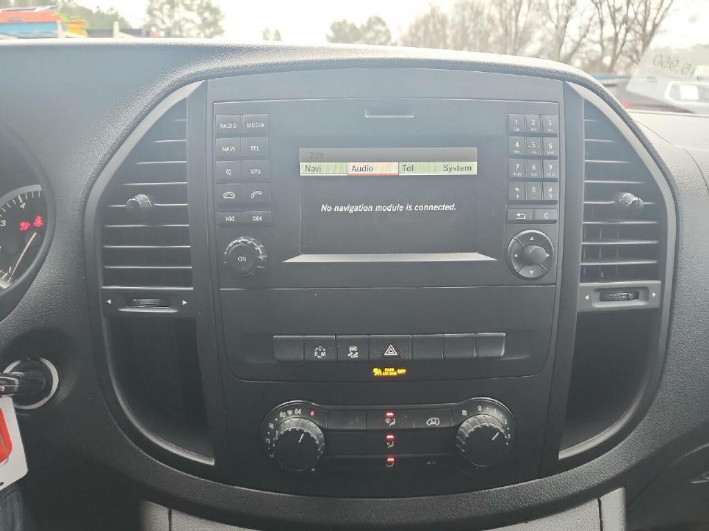 2016 Mercedes-Benz Metris Image 16