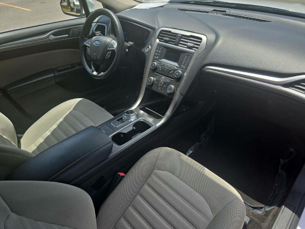 2018 Ford Fusion Image 19