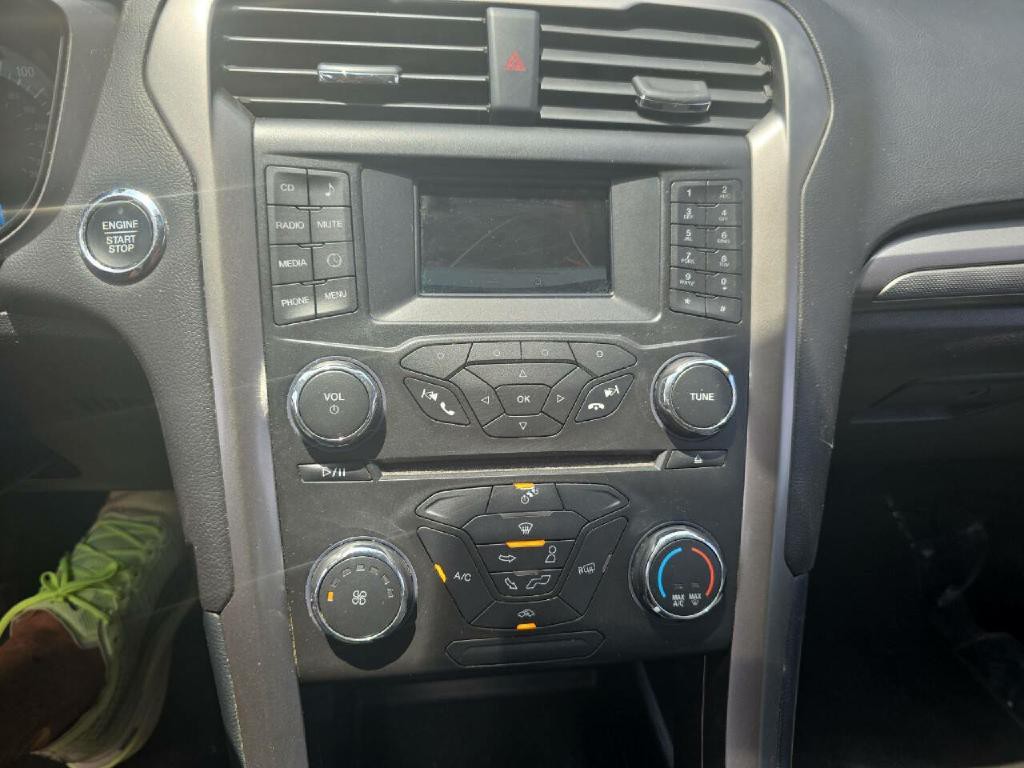 2018 Ford Fusion Image 22