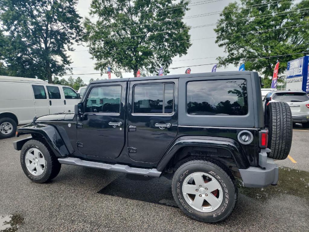 2012 Jeep Wrangler Unlimited Image 3