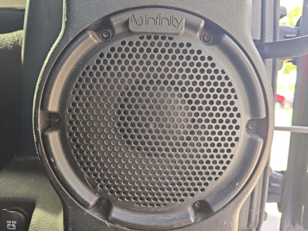 2012 Jeep Wrangler Unlimited Image 25