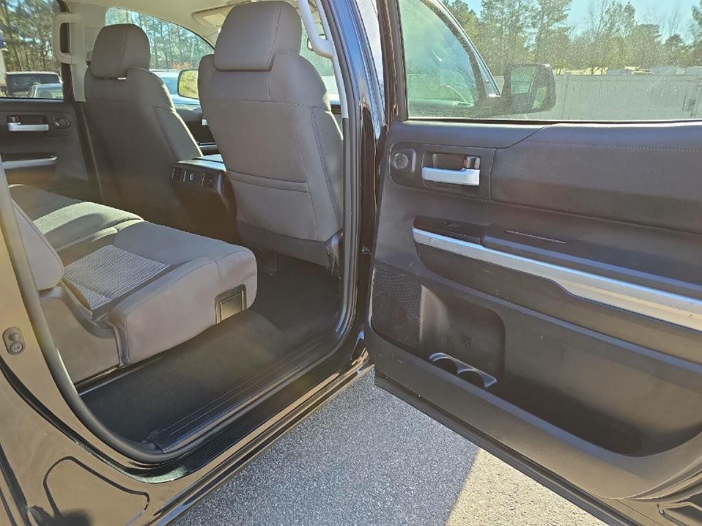 2016 Toyota Tundra Image 19