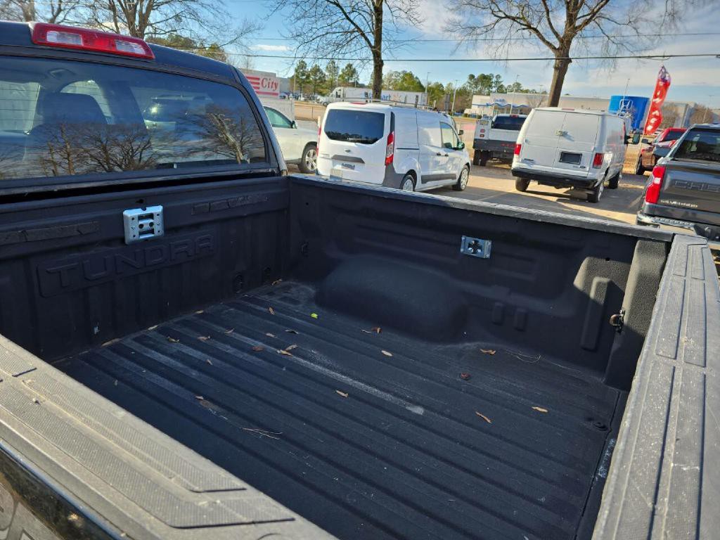 2016 Toyota Tundra Image 24