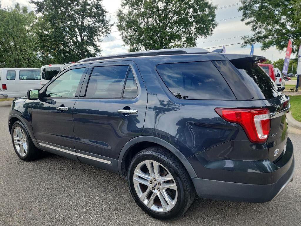 2017 Ford Explorer Image 5