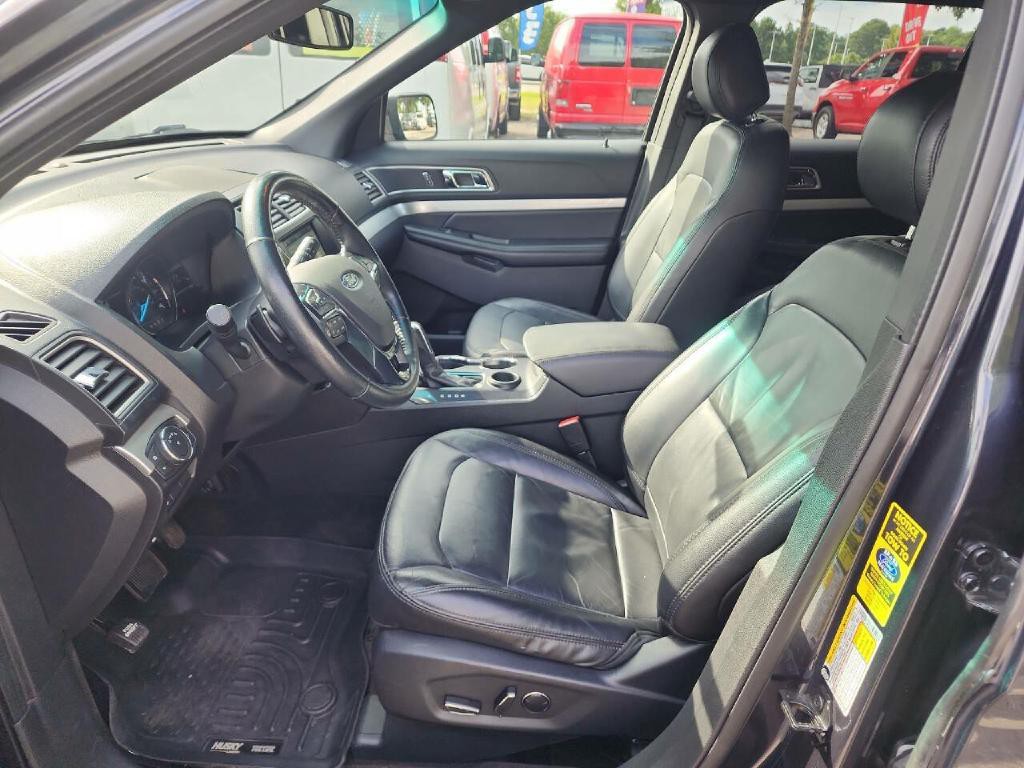 2017 Ford Explorer Image 15