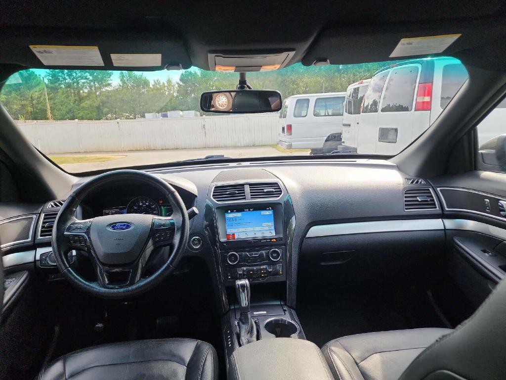 2017 Ford Explorer Image 20