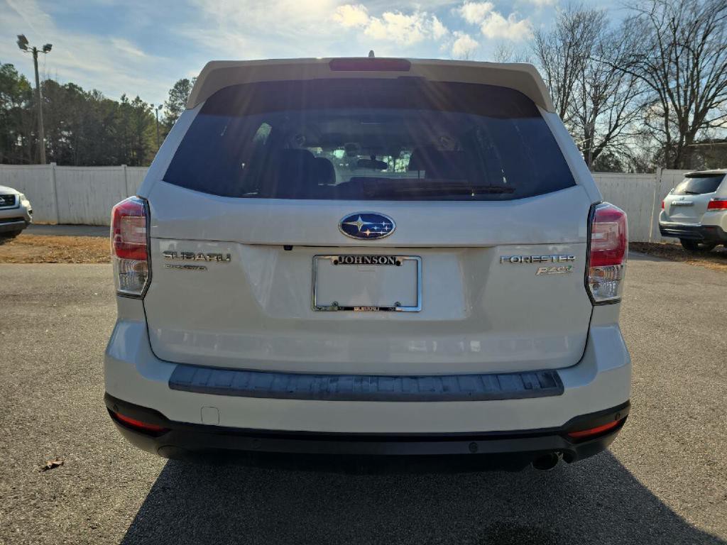 2017 Subaru Forester Image 4