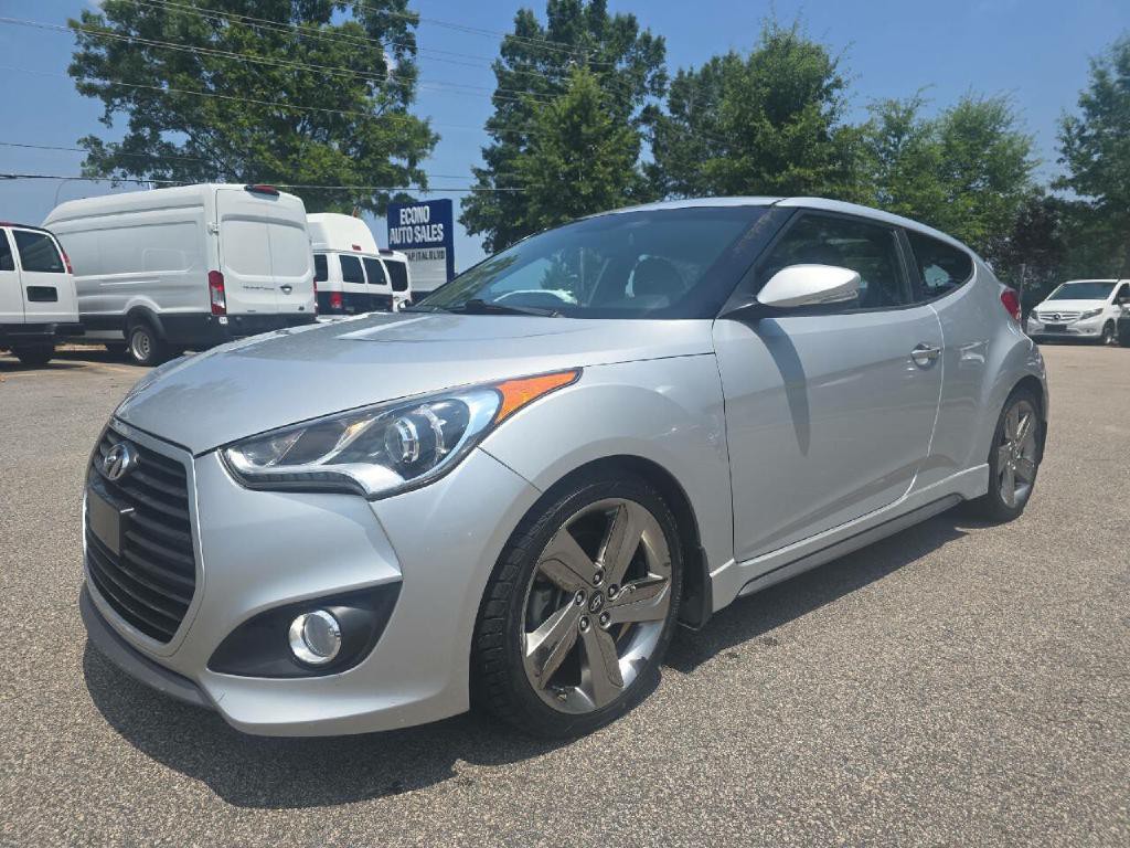 2015 Hyundai Veloster Image 1