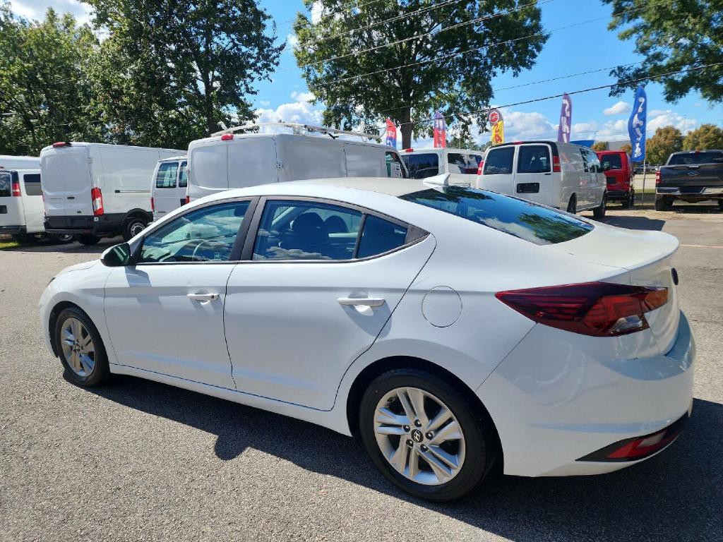 2019 Hyundai Elantra Image 4