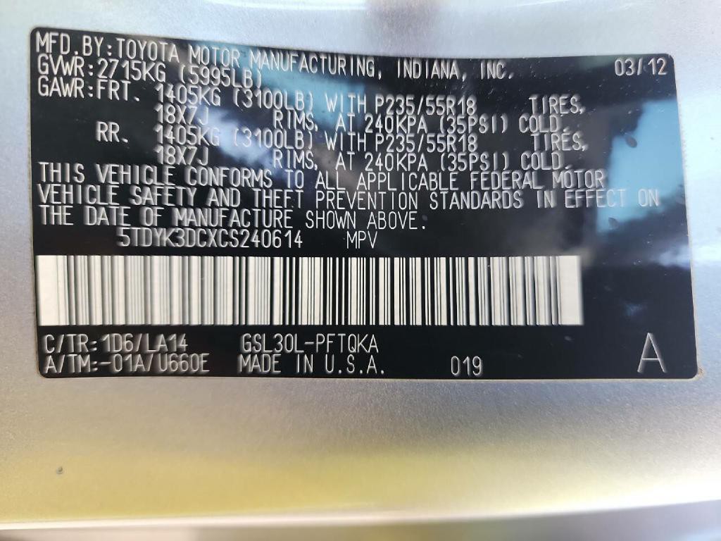 2012 Toyota Sienna Image 21