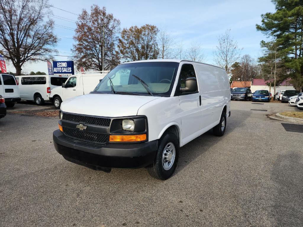 2010 Chevrolet Express Image 15