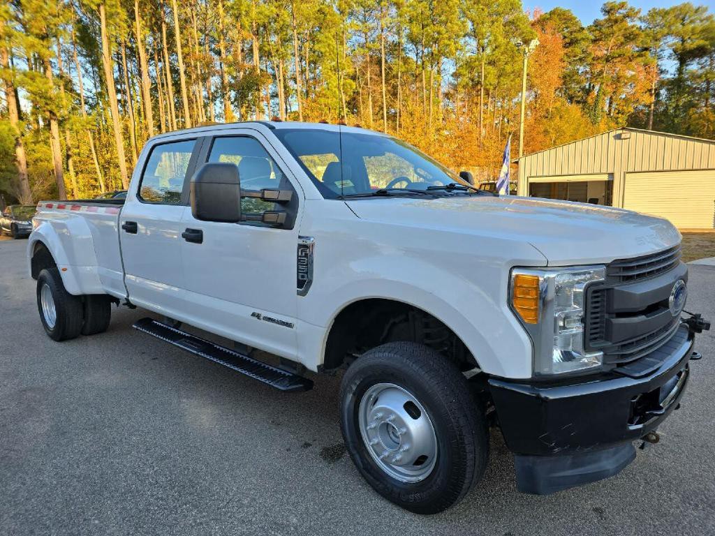 2017 Ford F-350 Image 7