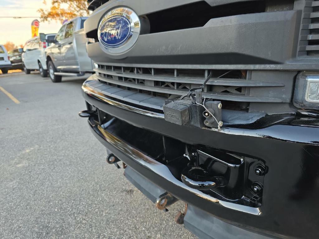 2017 Ford F-350 Image 9
