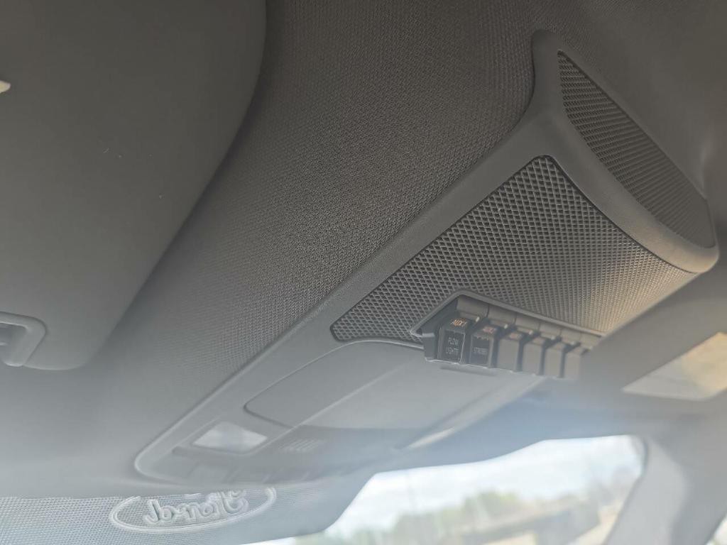 2017 Ford F-350 Image 33