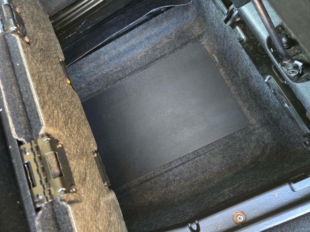 2015 Chrysler Town & Country Image 24