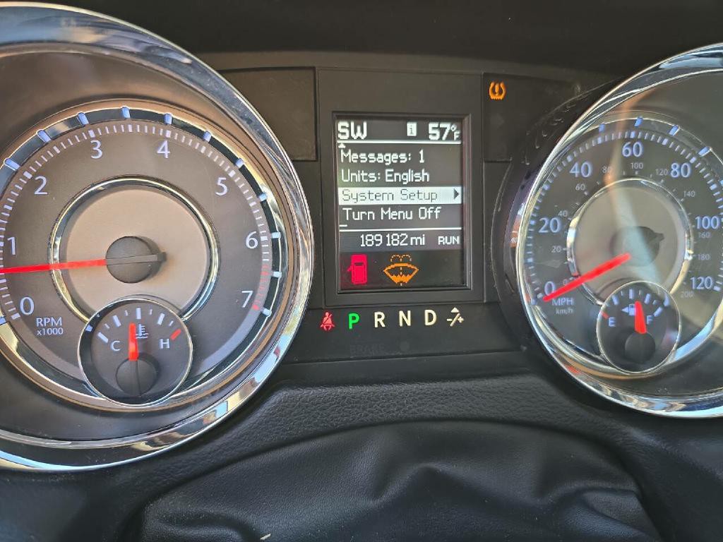 2015 Chrysler Town & Country Image 29