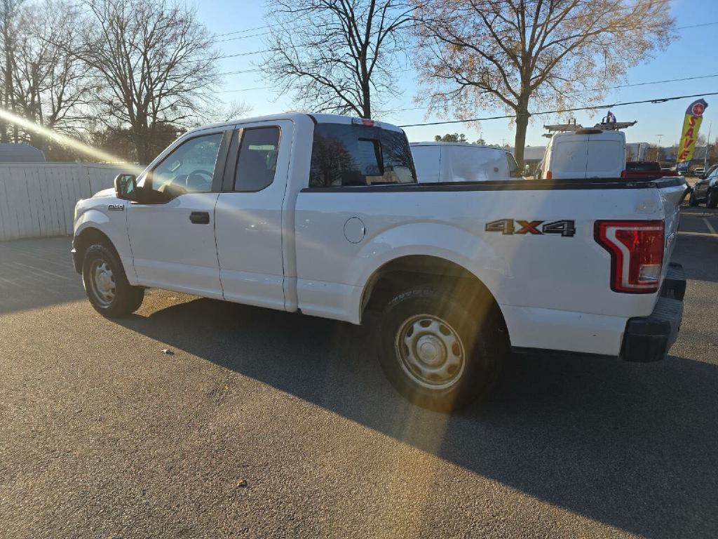 2015 Ford F-150 Image 3
