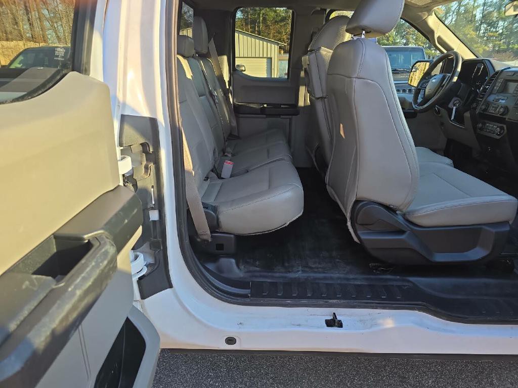2015 Ford F-150 Image 16