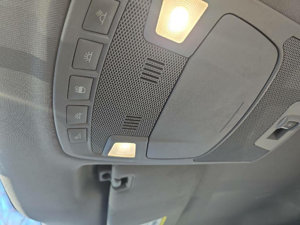 2015 Ford F-150 Image 21